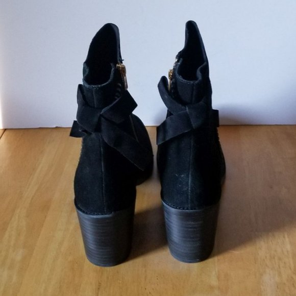 New UGG SUEDE Booties Boots - Picture 6 of 15